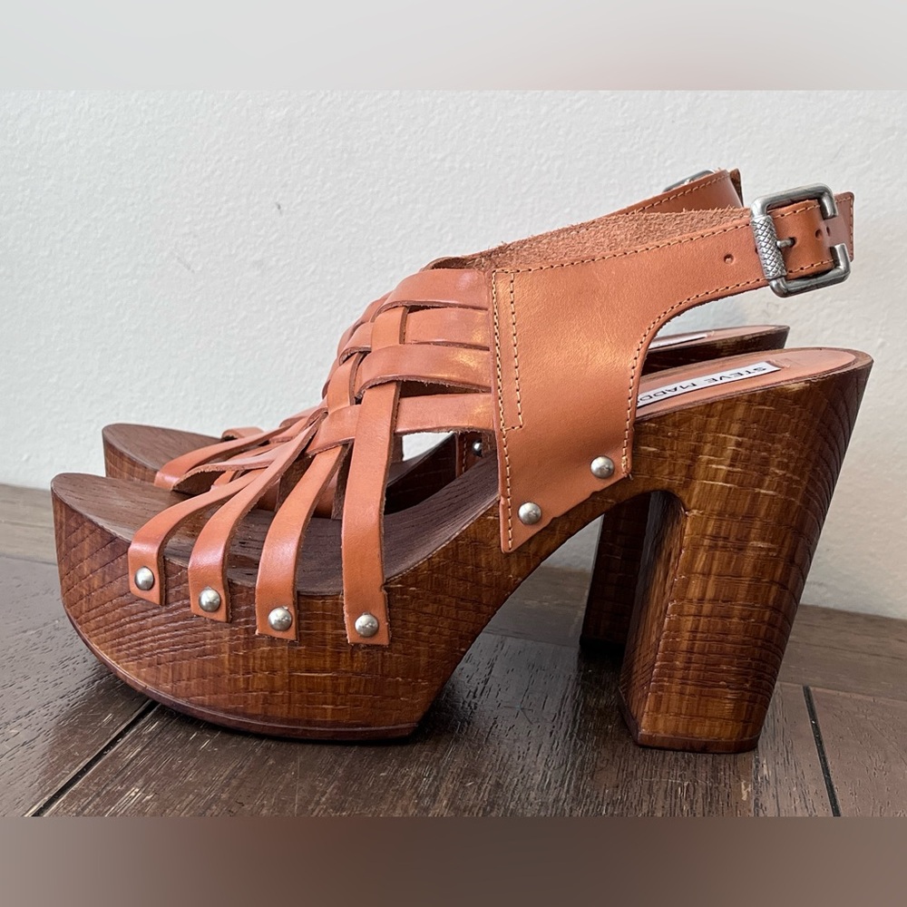 Steve Madden Tan Leather Woven Platform Sandals
